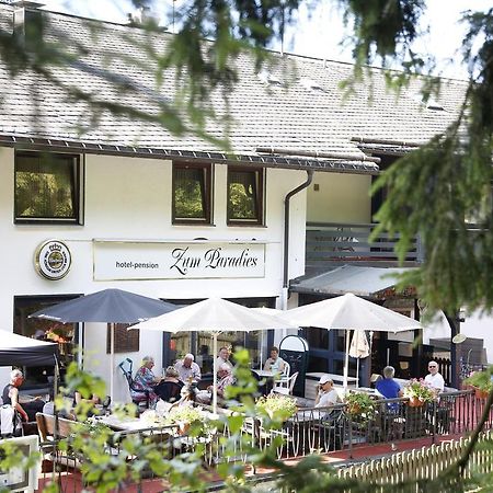 Hotel-Pension Zum Paradies Віллінген Екстер'єр фото